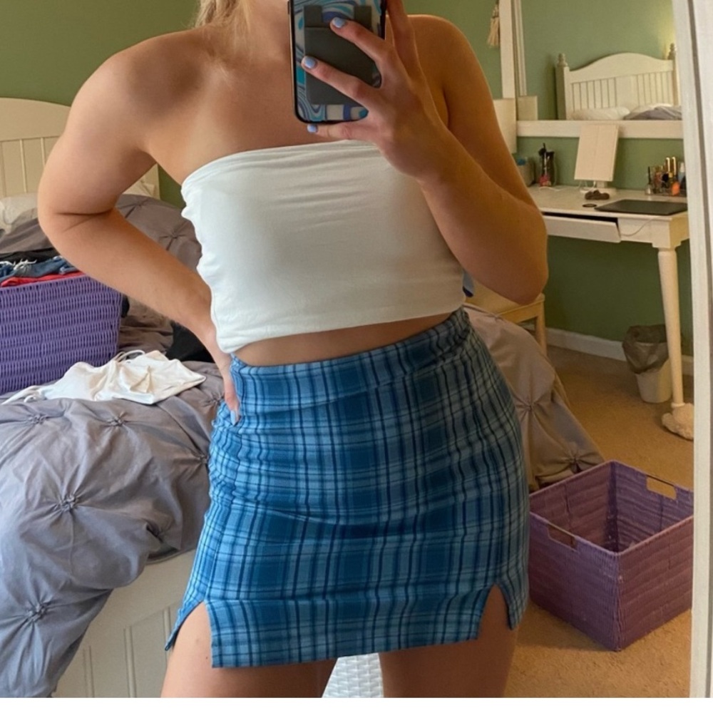 brandy melville plaid skirt